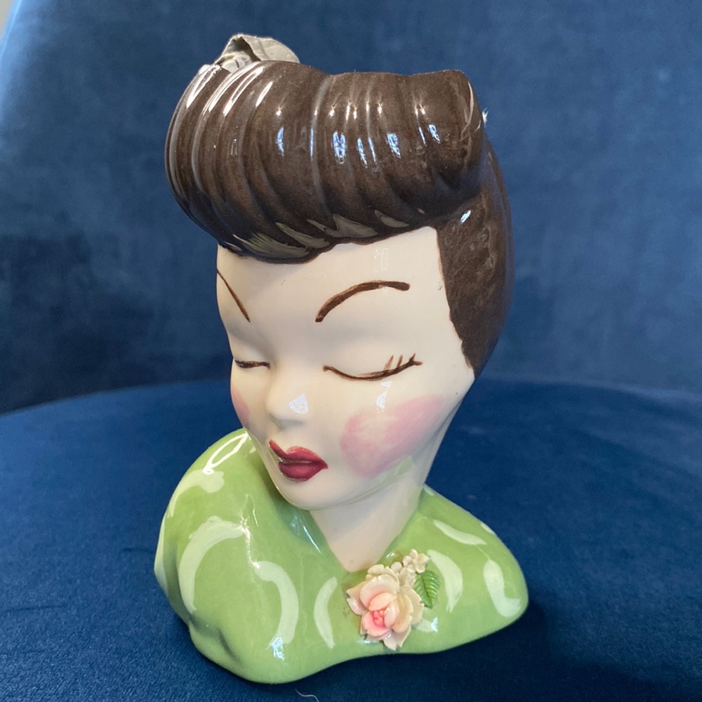 Vintage glamour girl lady head vase